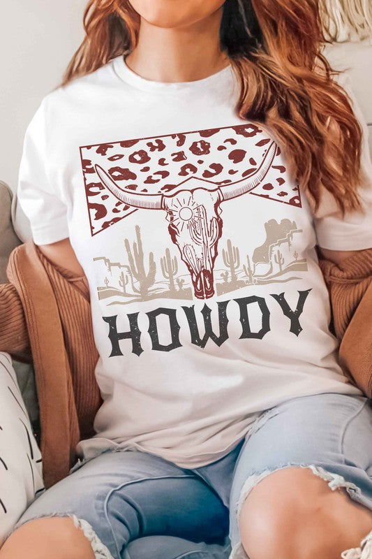 DESERT LONGHORN HOWDY GRAPHIC TEE - Hassle Free Cart