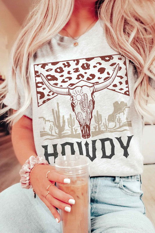 DESERT LONGHORN HOWDY GRAPHIC TEE - Hassle Free Cart